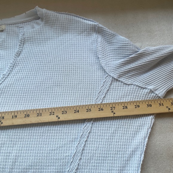 We The Free Light Blue Buttercup Thermal Shirt Women XS Long Sleeve Oversizedl - Picture 6 of 11